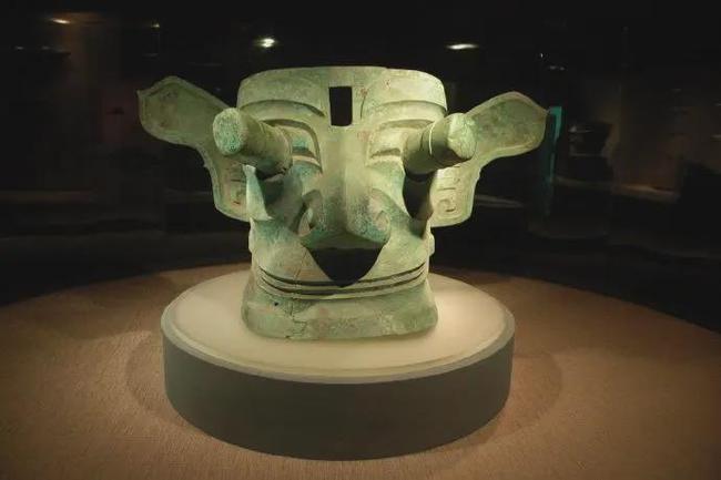 三星堆提醒我们《山海经》不是神话 - 美术新闻 - 神彩堂网